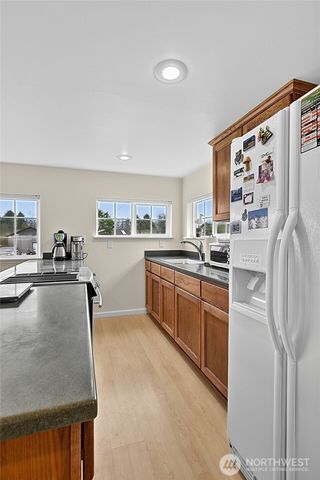 39 Oyehut Road, Hoquiam, WA 98550