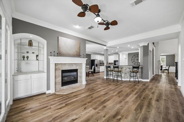 1422 Hillside Forest Drive, Sugar Land, TX 77479