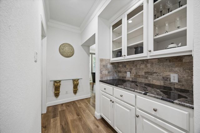 1422 Hillside Forest Drive, Sugar Land, TX 77479