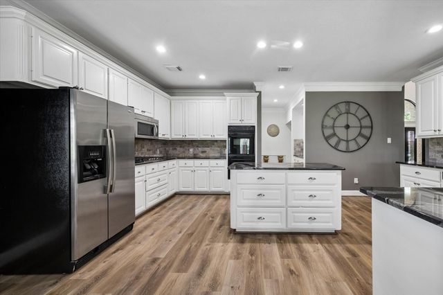 1422 Hillside Forest Drive, Sugar Land, TX 77479