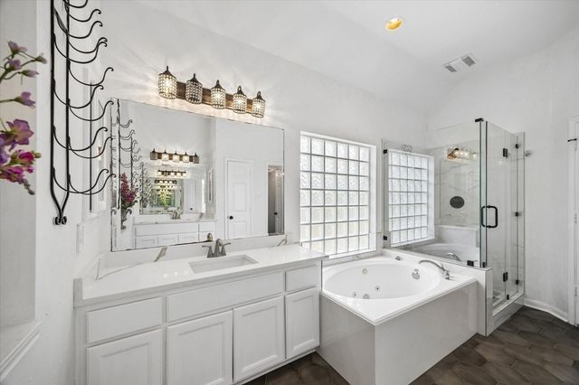 1422 Hillside Forest Drive, Sugar Land, TX 77479