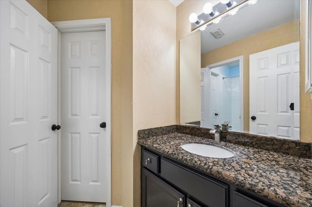 1422 Hillside Forest Drive, Sugar Land, TX 77479