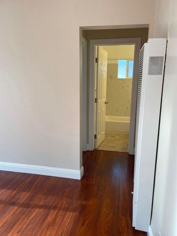 3085 William Avenue, Redwood City, CA 94063