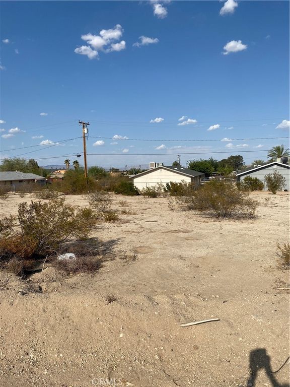 Image 3 of property listing at 72840 Hatch, 29 Palms, CA 92277