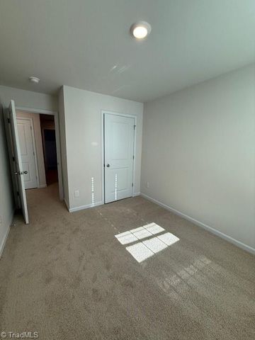 1323 Broholmer Lane, Greensboro, NC 27405