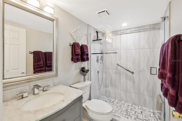 9290 LAKE PARK DRIVE 104, Fort Myers, FL 33919