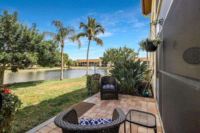 9290 LAKE PARK DRIVE 104, Fort Myers, FL 33919