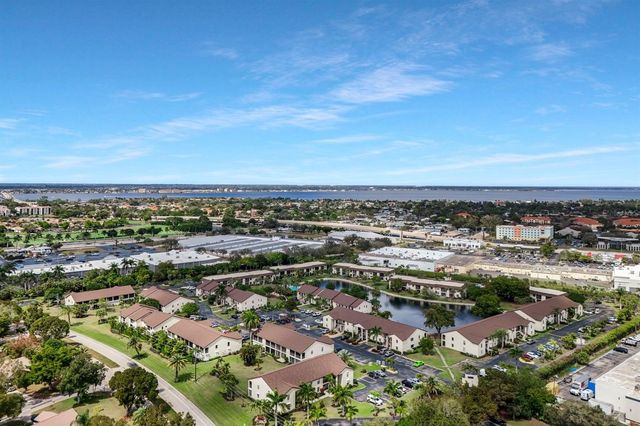 9290 LAKE PARK DRIVE 104, Fort Myers, FL 33919