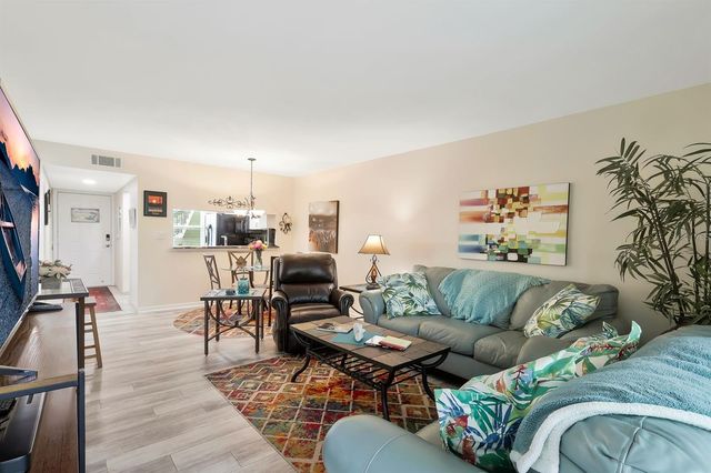 9290 LAKE PARK DRIVE 104, Fort Myers, FL 33919