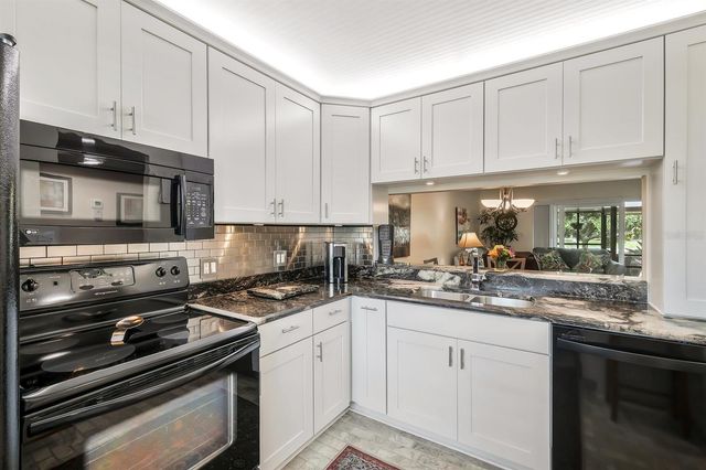 9290 LAKE PARK DRIVE 104, Fort Myers, FL 33919