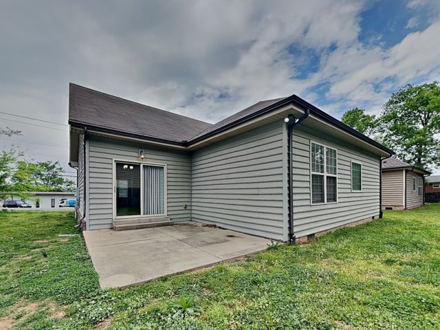 839 S Westland Ave, Gallatin, TN 37066