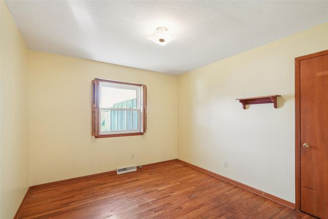 3416 Hillcrest Drive, Des Moines, IA 50310