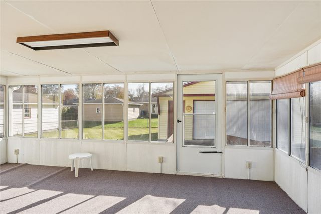 3416 Hillcrest Drive, Des Moines, IA 50310