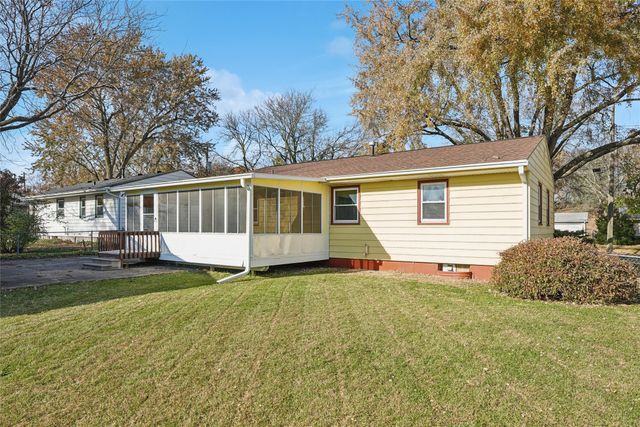 3416 Hillcrest Drive, Des Moines, IA 50310