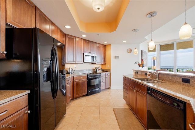 3414 Hancock Bridge PKWY 901, North Fort Myers, FL 33903