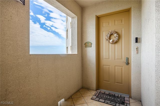 3414 Hancock Bridge PKWY 901, North Fort Myers, FL 33903