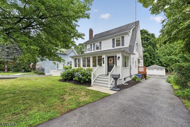 453 S Maple Ave, Glen Rock Boro, NJ 07452