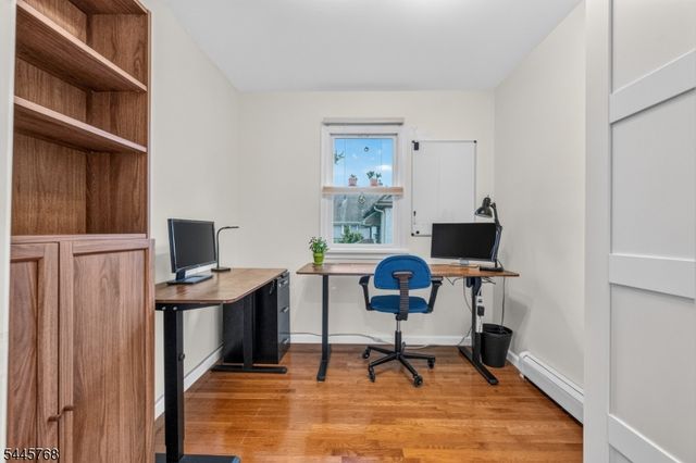 453 S Maple Ave, Glen Rock Boro, NJ 07452