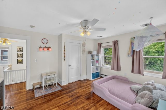 453 S Maple Ave, Glen Rock Boro, NJ 07452
