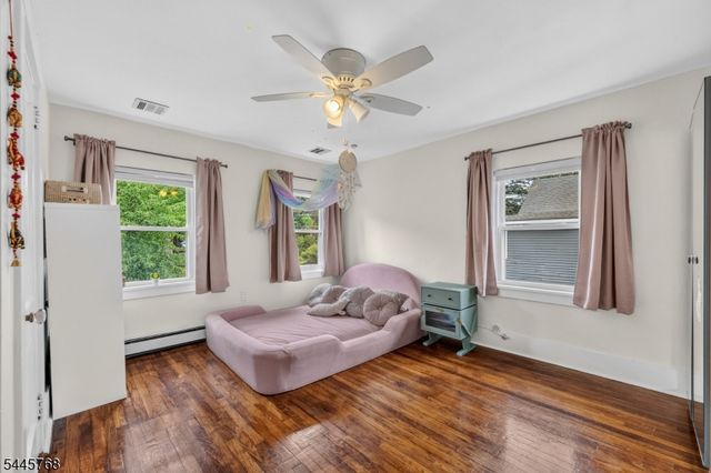 453 S Maple Ave, Glen Rock Boro, NJ 07452