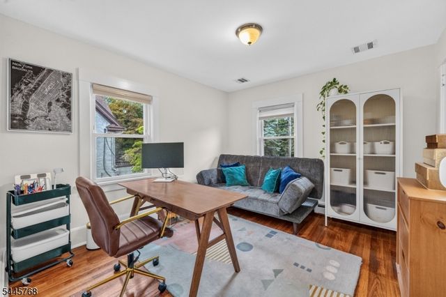 453 S Maple Ave, Glen Rock Boro, NJ 07452