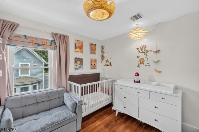 453 S Maple Ave, Glen Rock Boro, NJ 07452