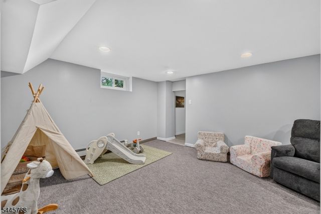 453 S Maple Ave, Glen Rock Boro, NJ 07452