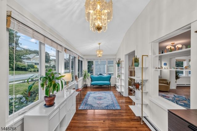453 S Maple Ave, Glen Rock Boro, NJ 07452