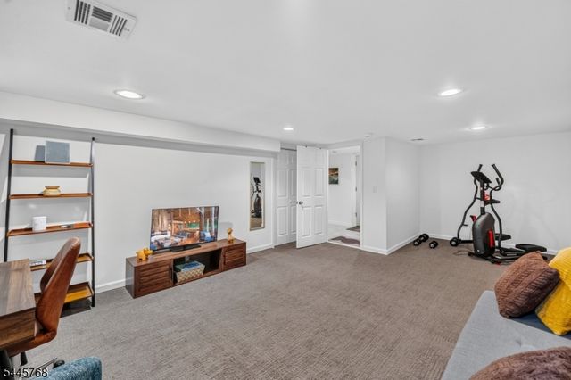 453 S Maple Ave, Glen Rock Boro, NJ 07452
