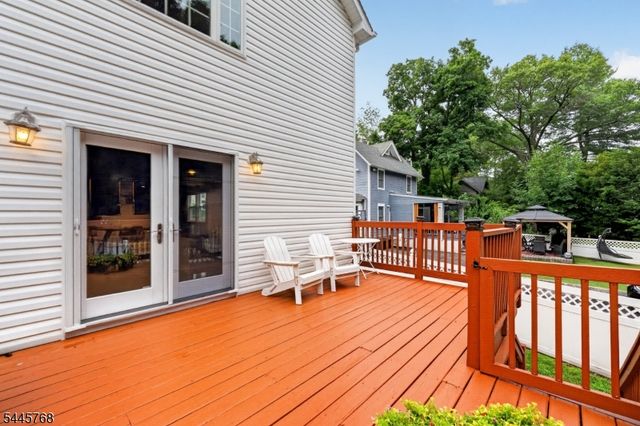 453 S Maple Ave, Glen Rock Boro, NJ 07452