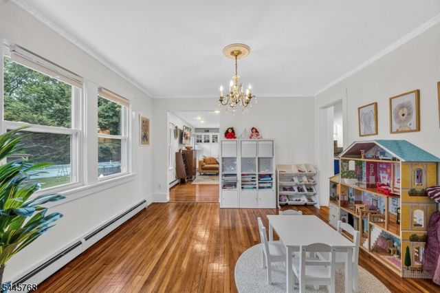 453 S Maple Ave, Glen Rock Boro, NJ 07452