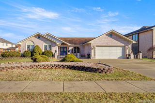 20154 Riverside Drive, Livonia, MI 48152