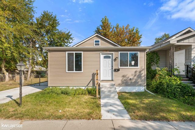 8281 Meadow Avenue, Warren, MI 48089