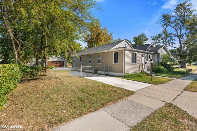 8281 Meadow Avenue, Warren, MI 48089