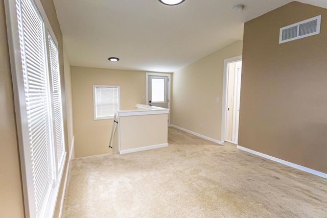 1408 W Manitoba STREET, Milwaukee, WI 53215