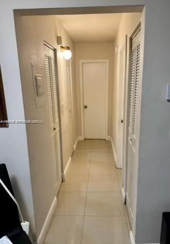 1840 Dewey Street 103, Hollywood, FL 33020