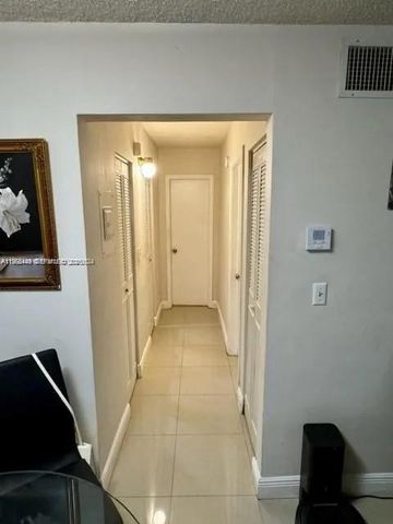 1840 Dewey Street 103, Hollywood, FL 33020
