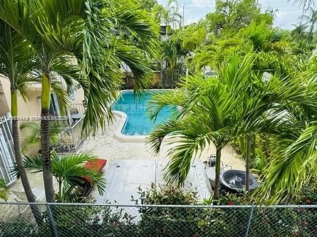 1840 Dewey Street 103, Hollywood, FL 33020