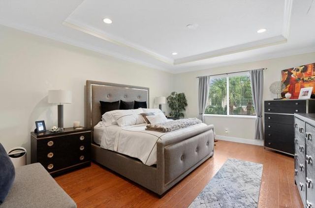 2086 Foxtail View Court, West Palm Beach, FL 33411