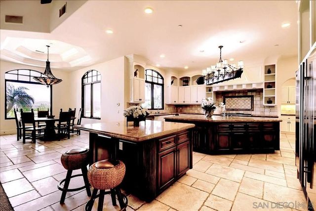 4690 Rancho Del Mar Trl, San Diego, CA 92130