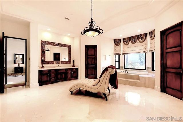 4690 Rancho Del Mar Trl, San Diego, CA 92130