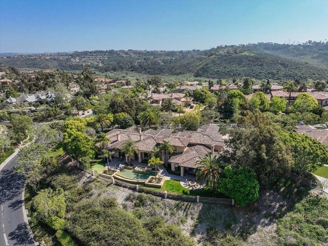 4690 Rancho Del Mar Trl, San Diego, CA 92130
