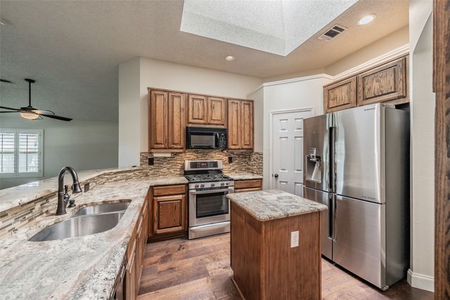 4809 Summit Circle, Flower Mound, TX 75028