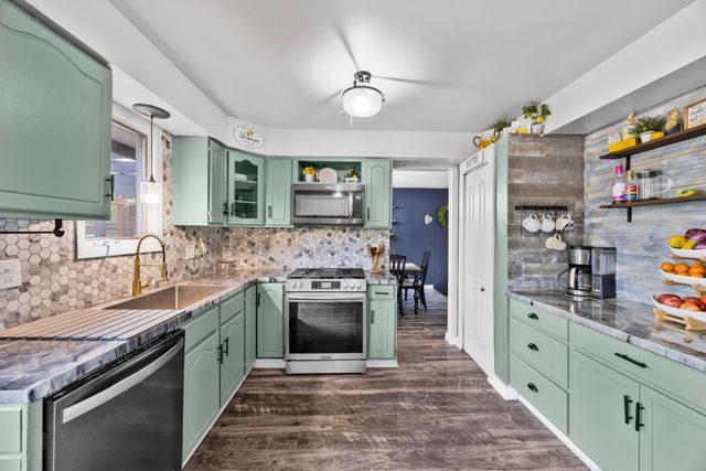 3265 Trailside Place, Crown Point, IN 46307