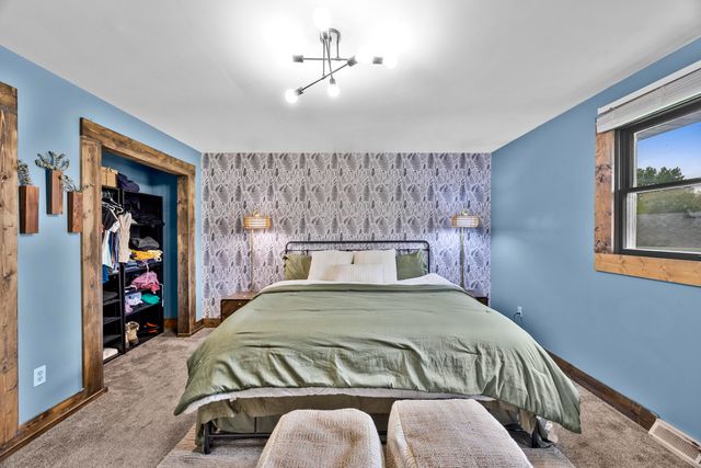 3265 Trailside Place, Crown Point, IN 46307