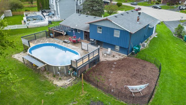 3265 Trailside Place, Crown Point, IN 46307
