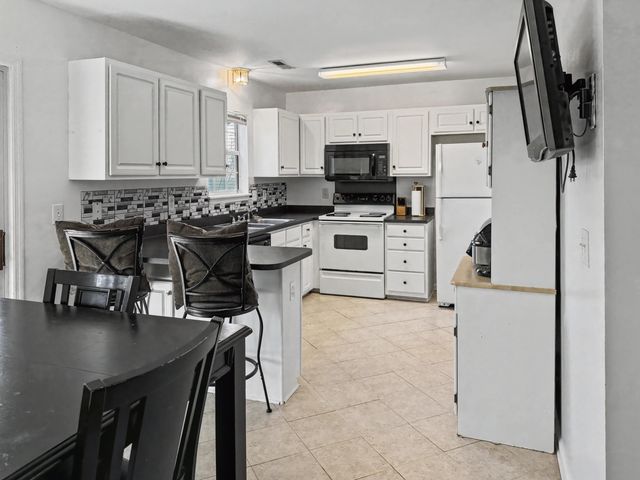 143 Evergreen Magnolia Avenue, Goose Creek, SC 29445