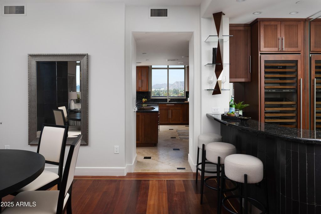 2402 E ESPLANADE Lane 1001, Phoenix, AZ 85016 — photo 3