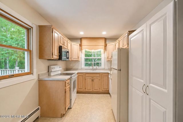 206 Burr Street, Barnegat, NJ 08005