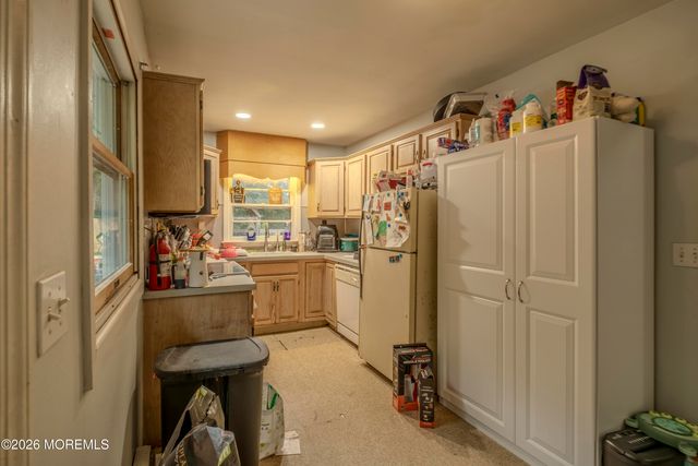 206 Burr Street, Barnegat, NJ 08005